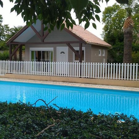 Le Chalet De Lylou Montady Exterior photo